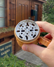 Load image into Gallery viewer, Light Wood Grinder
